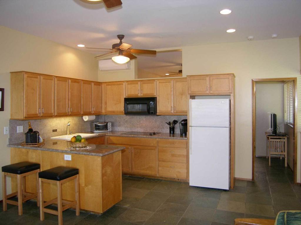 Aloha Aku Inn & Suites Kihei Phòng bức ảnh